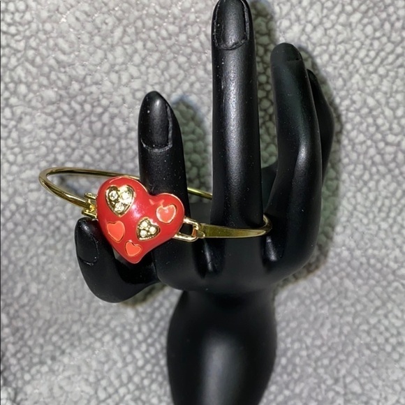 Heart clamp bracelet. Red and gold tone. NWOT - Picture 3 of 4